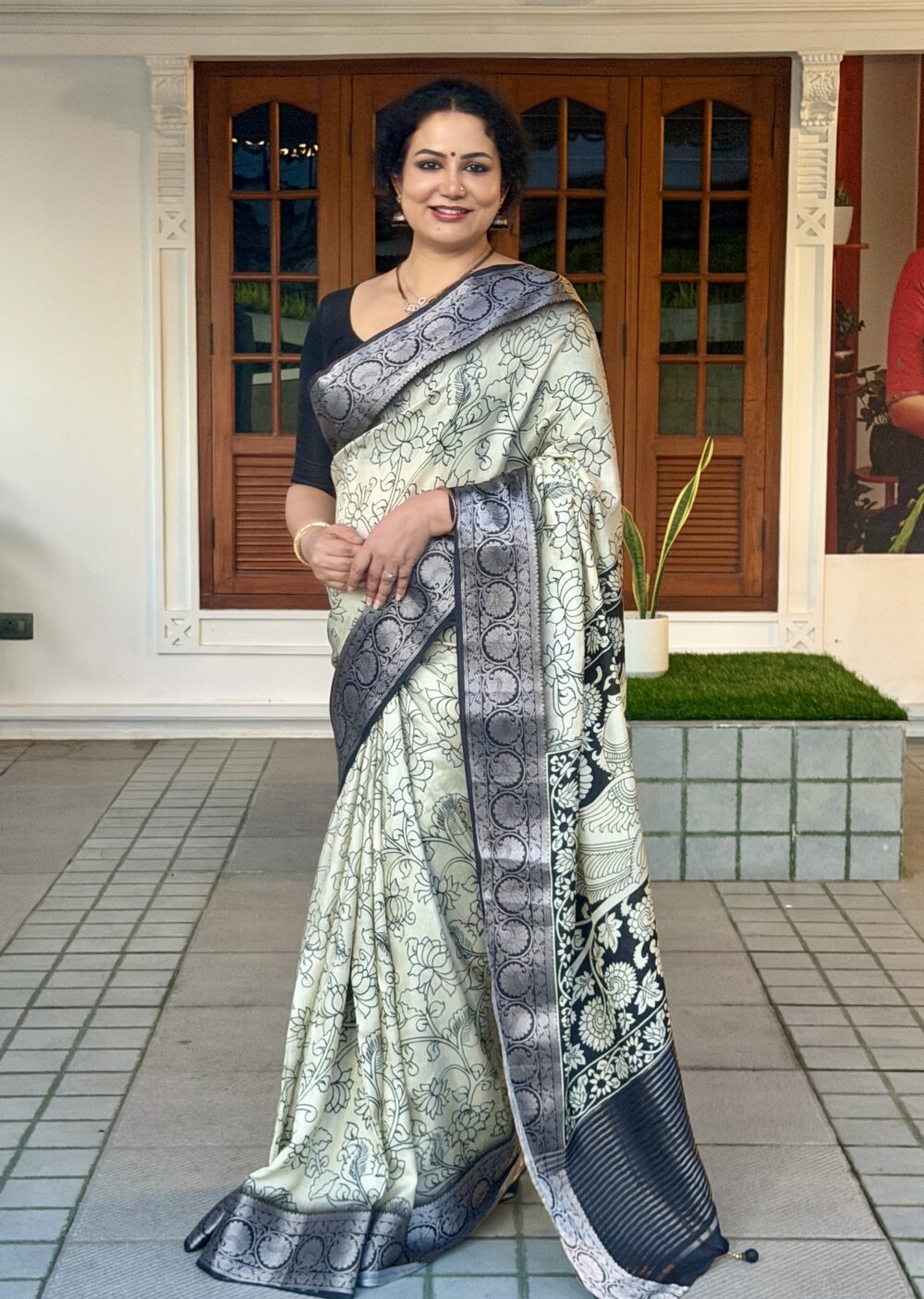 Shop Primary Image